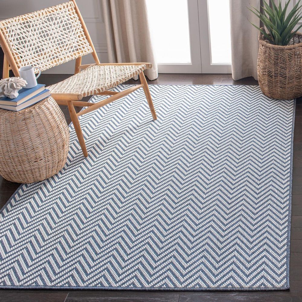 Safavieh Bermuda 4&#39; x 6&#39; Blue and Creme Indoor/Outdoor Area Performance Rug, , large