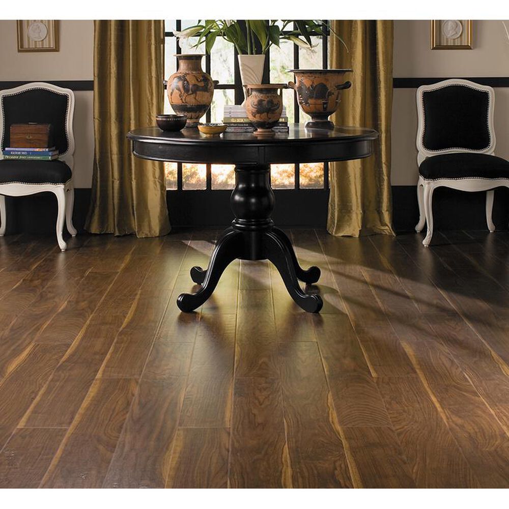 Canoe Bay Aberdeen Natural Walnut Laminate, , large