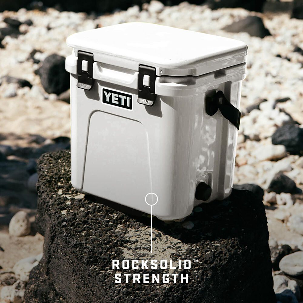 YETI Roadie 24 2.0 Hard Cooler in White, , large