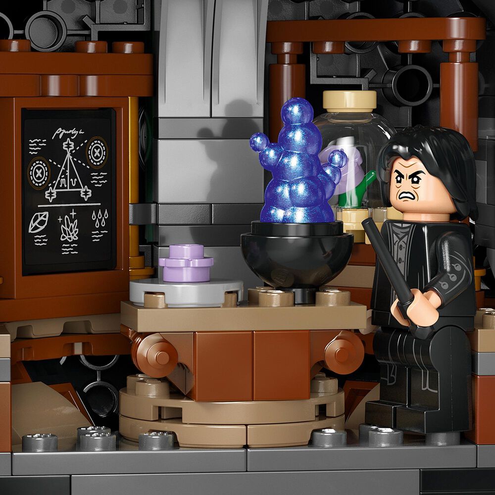 LEGO Harry Potter Cauldron - Secret Potions Classroom Building Set, , large