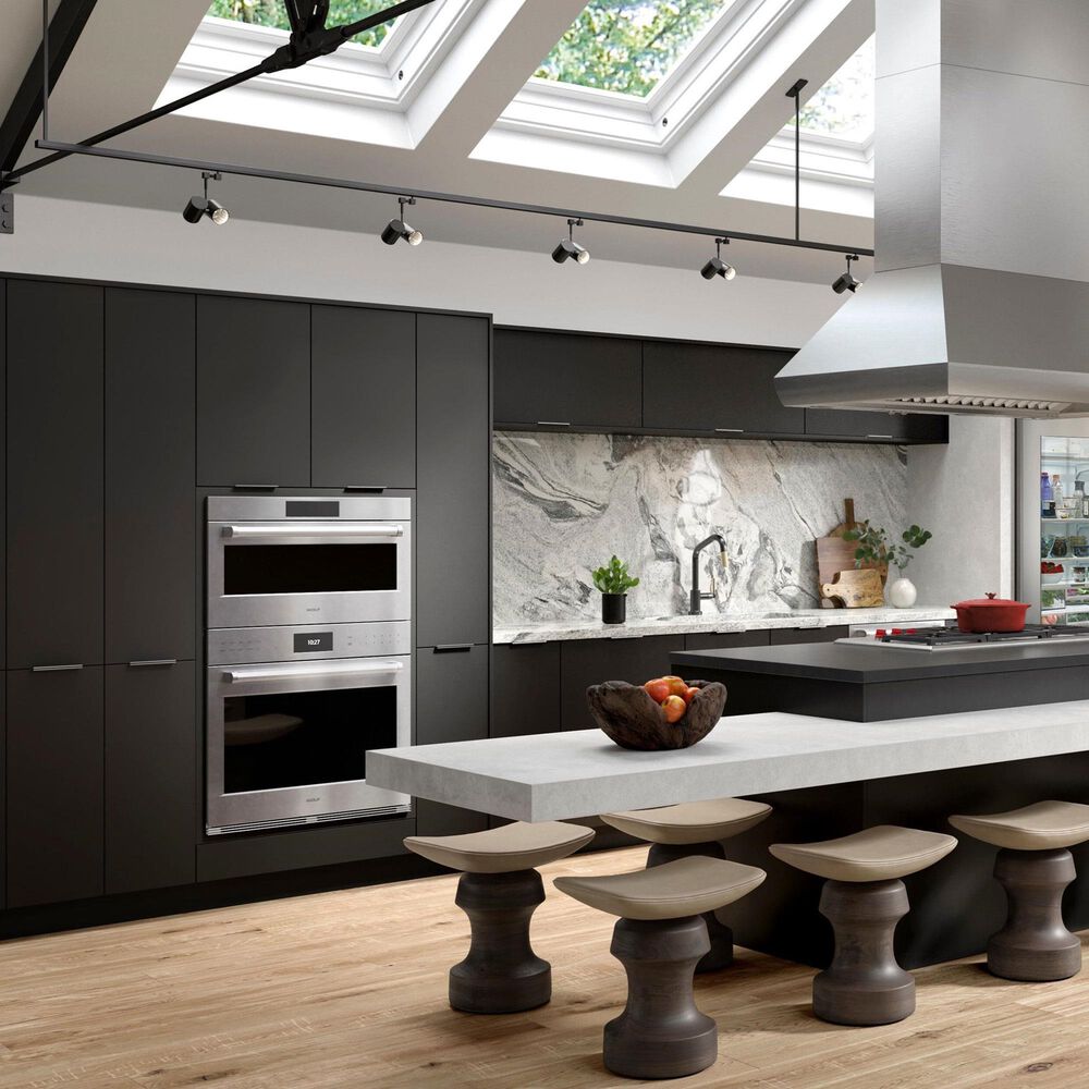 Wolf Appliances 1.6 Cu. Ft. E Series Professional Drop-Down Door Microwave Oven in Stainless Steel, , large