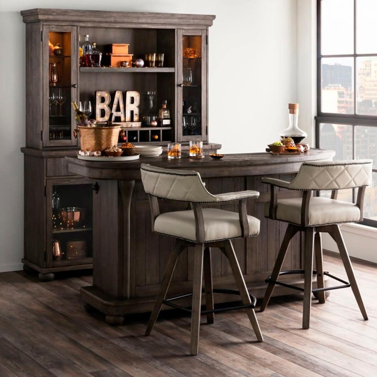 Hutch bar shop
