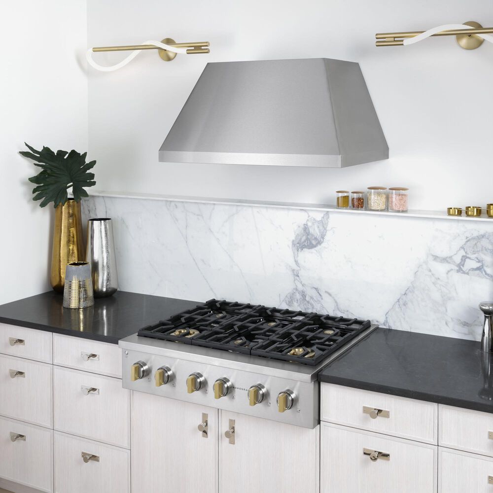 Monogram 36" Professional Gas Rangetop with 6 Burners in Stainless