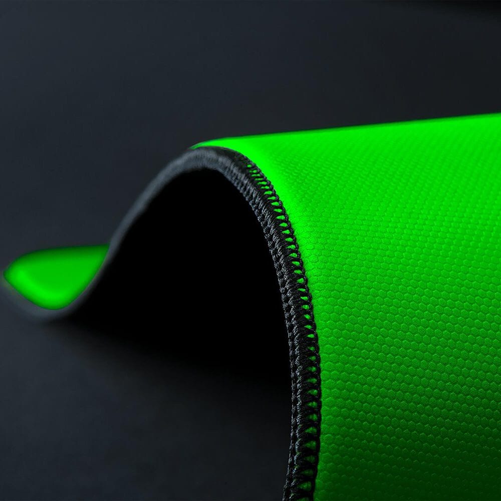 Razer Gigantus V2 Pro Soft Gaming Max Control Mouse Pad in Black, , large