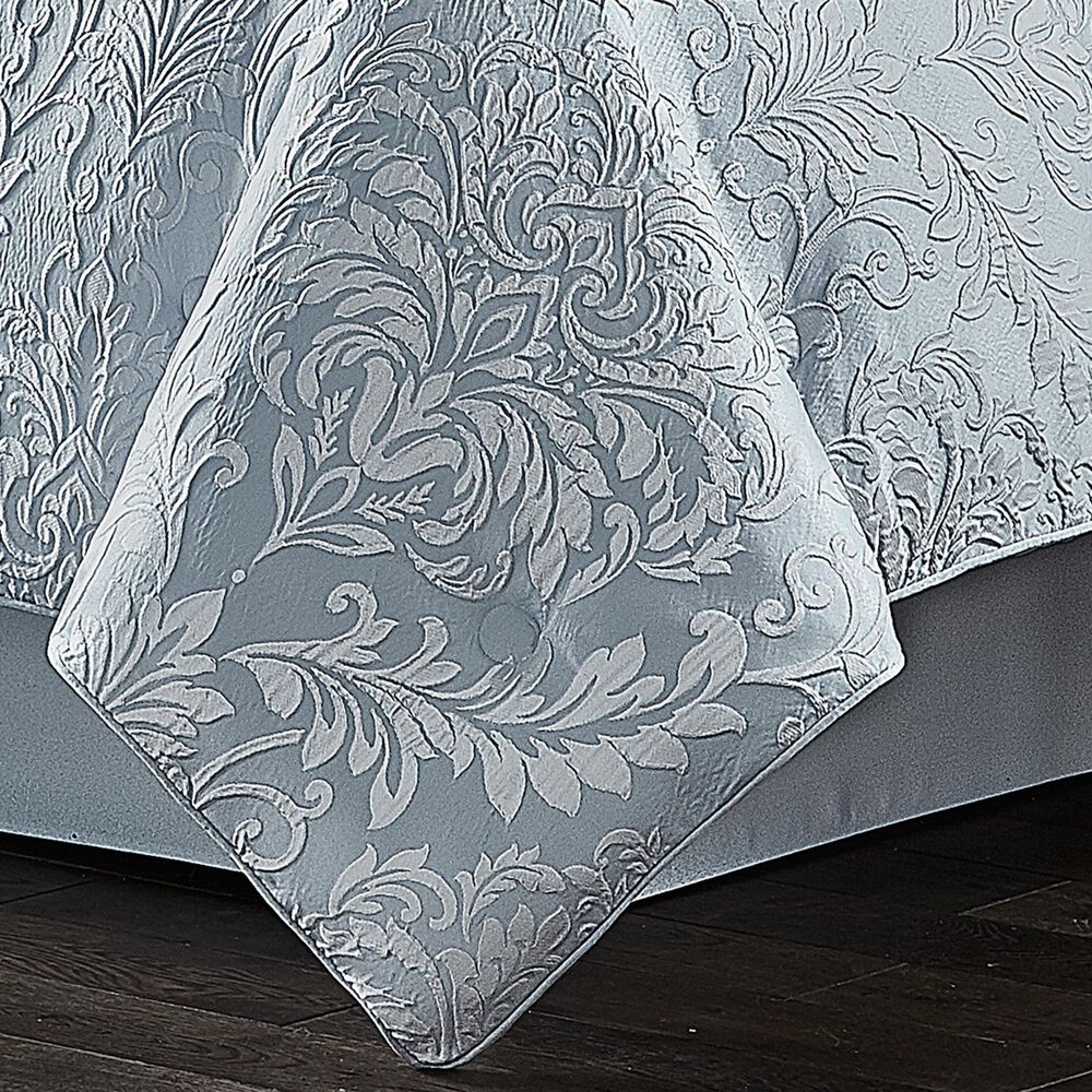 J. Queen New York Malita 4-Piece King Comforter Set in Powder Blue, , large