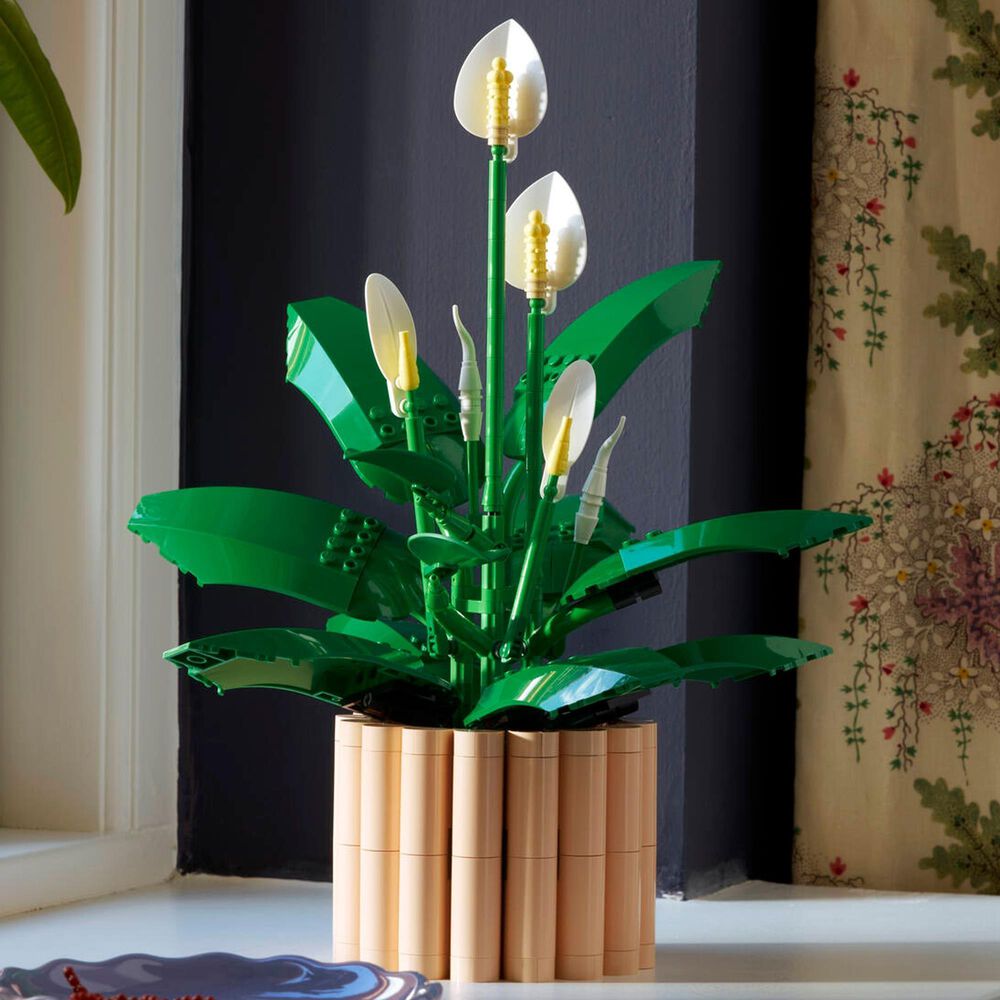 LEGO Botanicals Peace Lily Building Set, , large