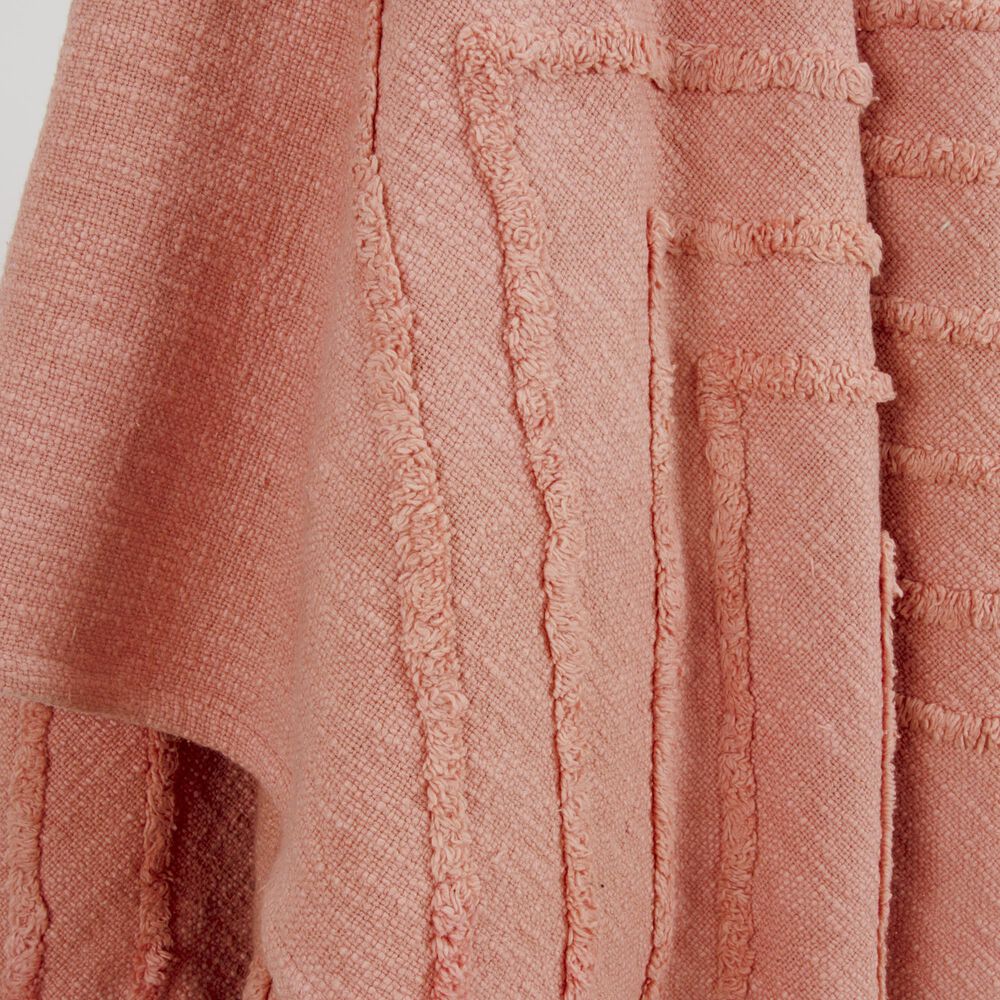 Rizzy Home 50&quot; x 60&quot; Geometric Throw in Coral, , large