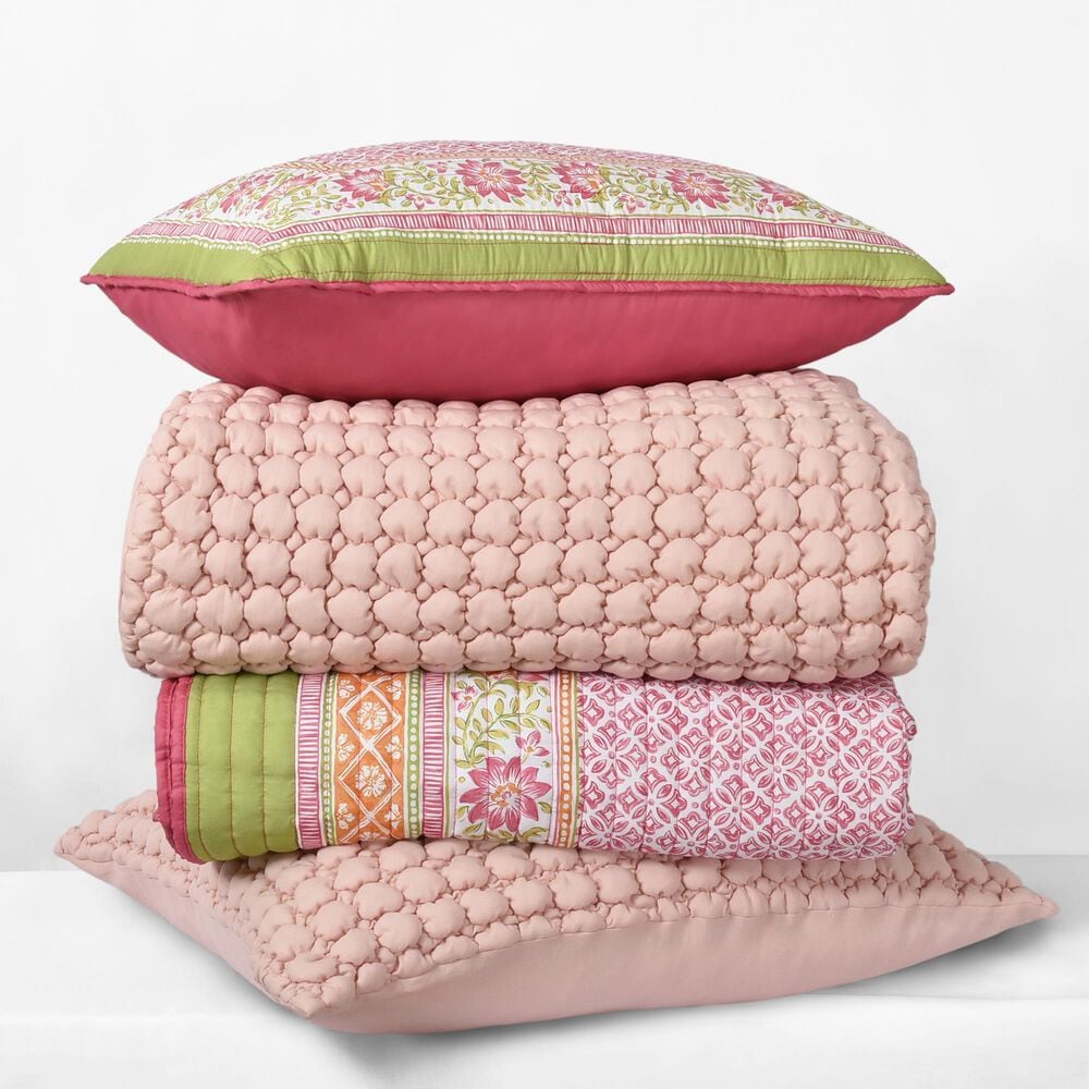 J. Queen Bold Cloud Puff 3-Piece King/Cal King Quilt Set in Blush, , large