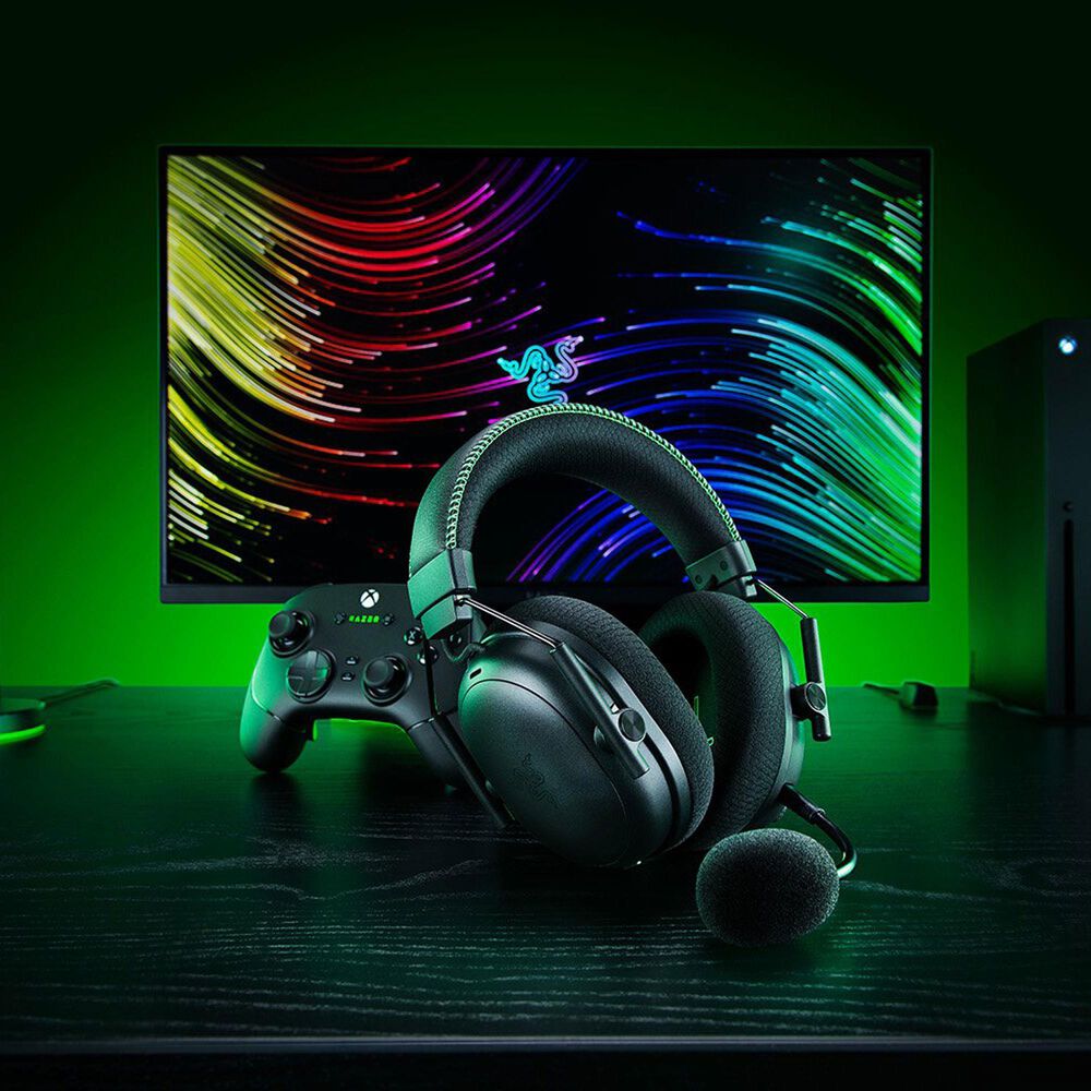 Razer BlackShark V3 Pro Wireless ANC Esports Headset for Xbox in Black, , large