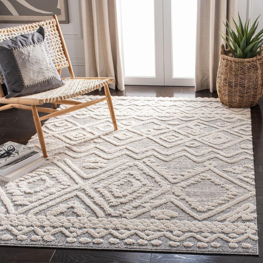 Safavieh Martha Stewart Lucia Shag 4&#39; x 6&#39; Beige and White Area Rug, , large