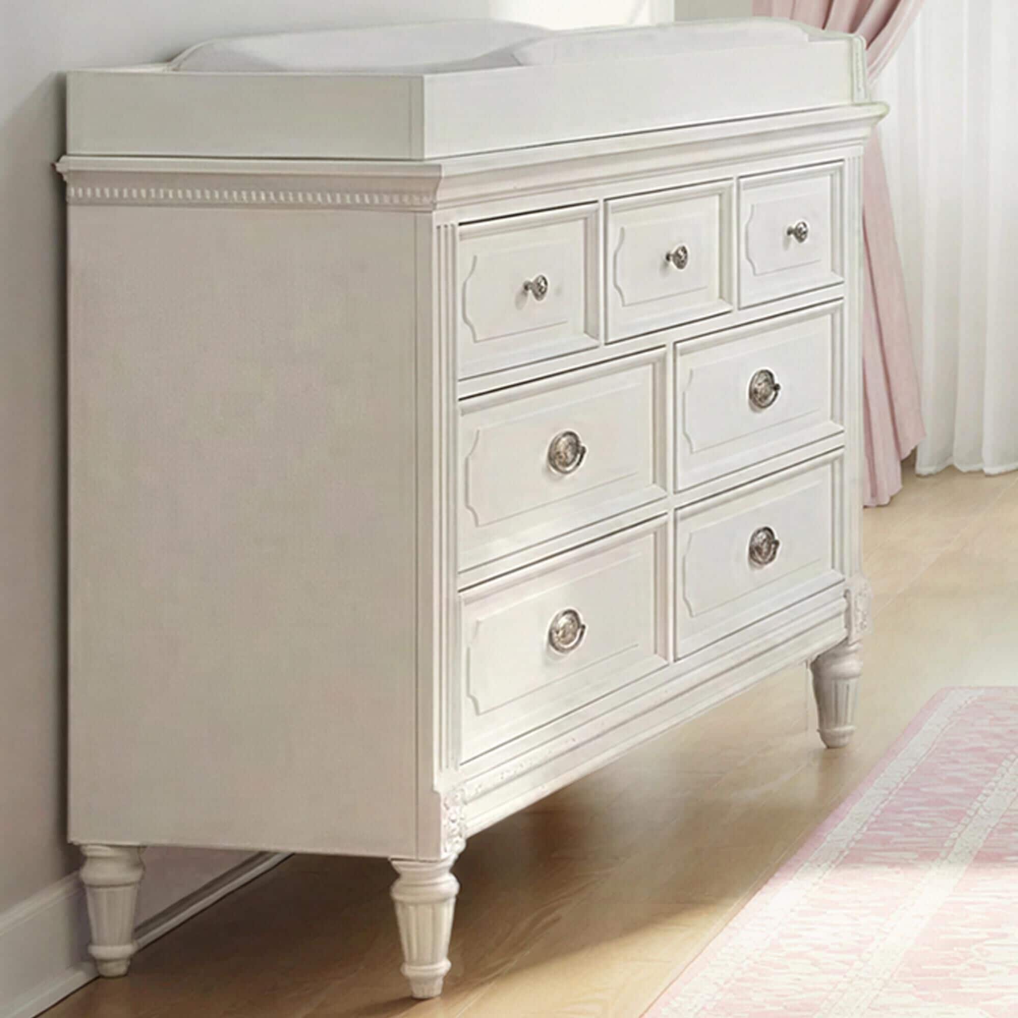 Eastern Shore Elsa Dresser and Changer Top in Lace
