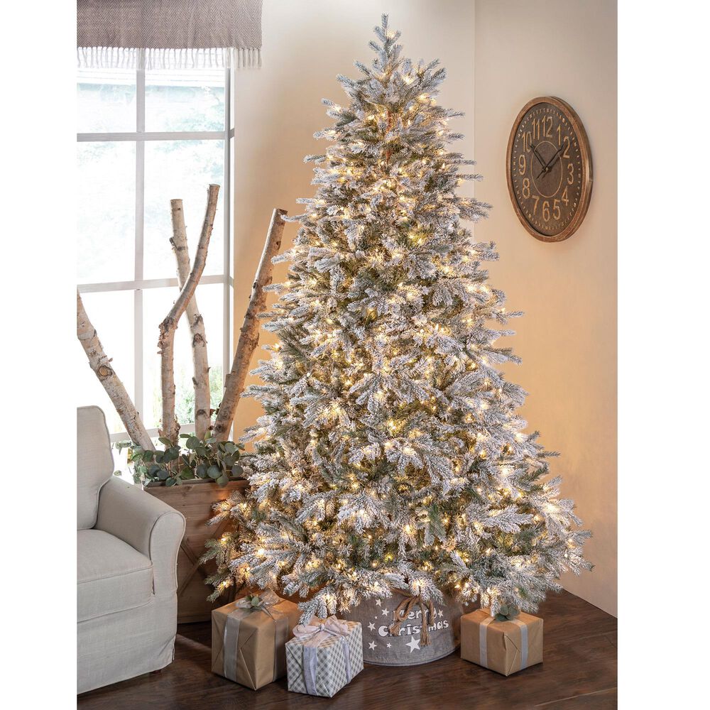 The Gerson Company 7.5&#39; Pre-Lit Natural Cut Spruce Christmas Tree in Green, , large