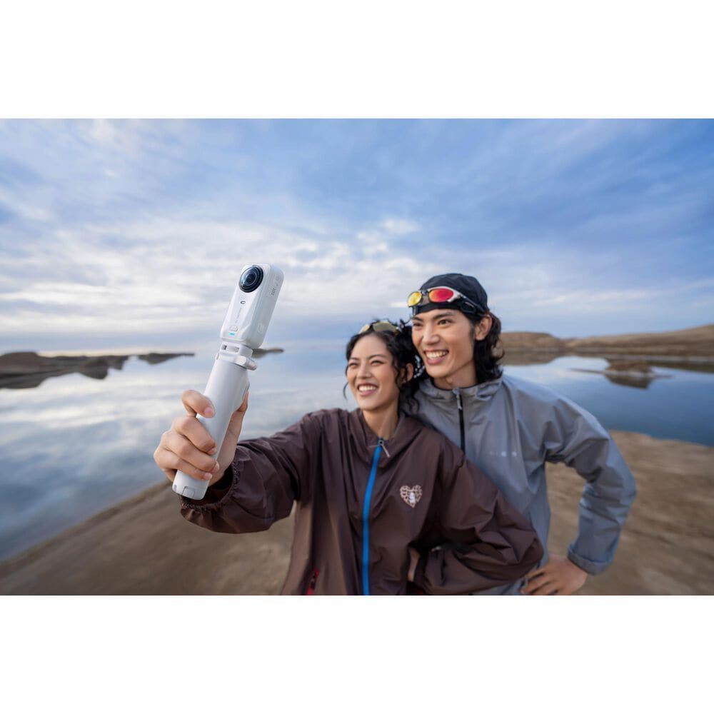 Insta360 X6 Essentials Bundle in Arctic White, , large