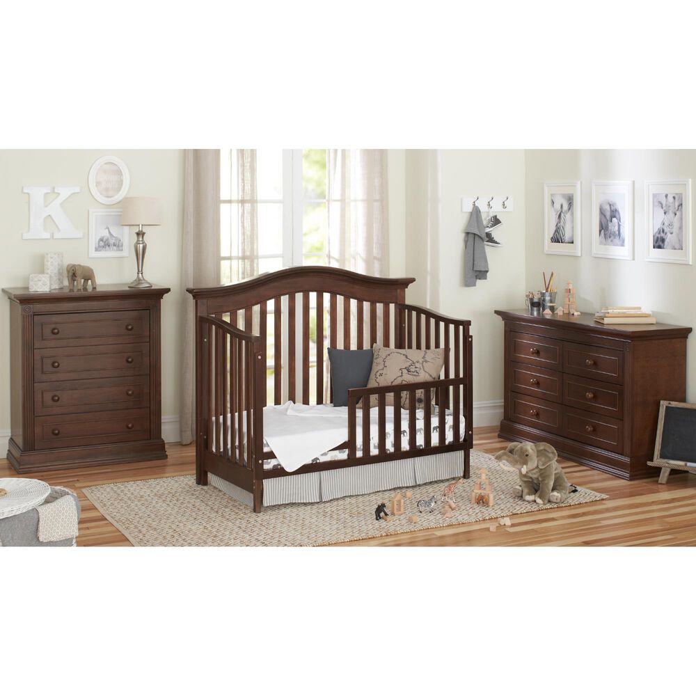 Baby Cache Montana 4In1 Lifetime Convertible Crib in Brown Sugar NFM