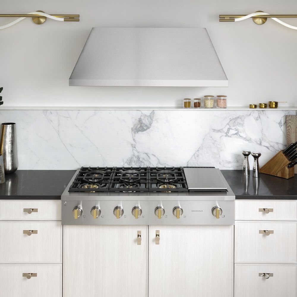 Monogram 48&quot; Professional Gas Rangetop with 6 Burners and Griddle in Stainless Steel, , large