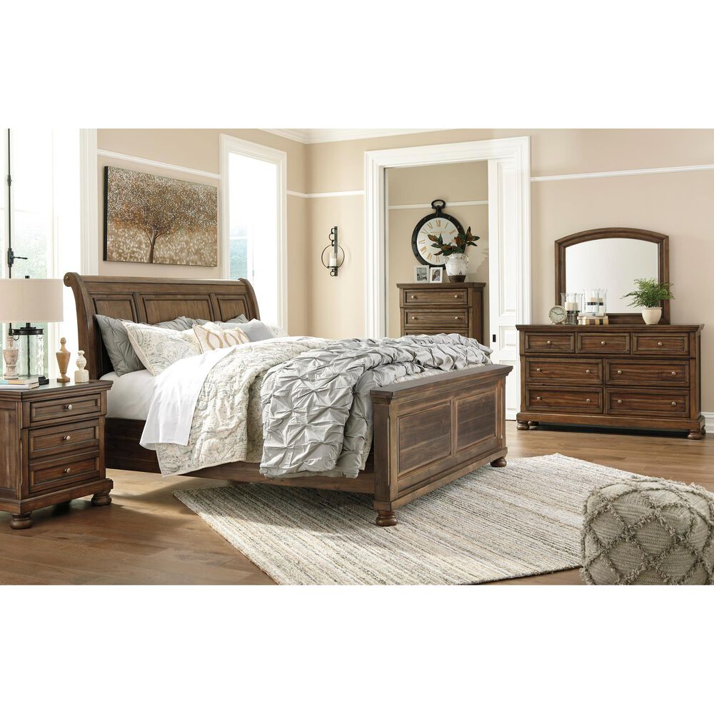 Ashley Flynnter 7 Drawer Dresser in Medium Brown, , large