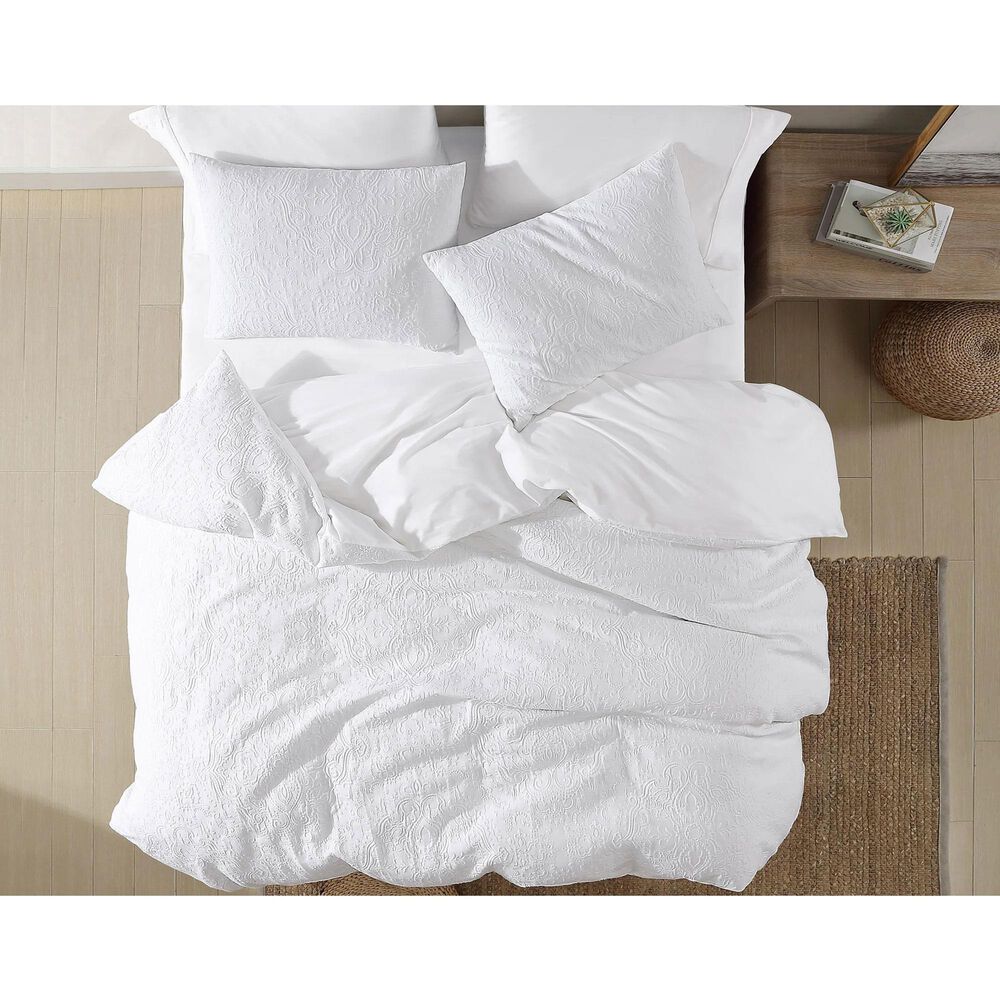 Hallmart Collectibles Matelasse Maddie 3-Piece Queen Comforter Set in White, , large