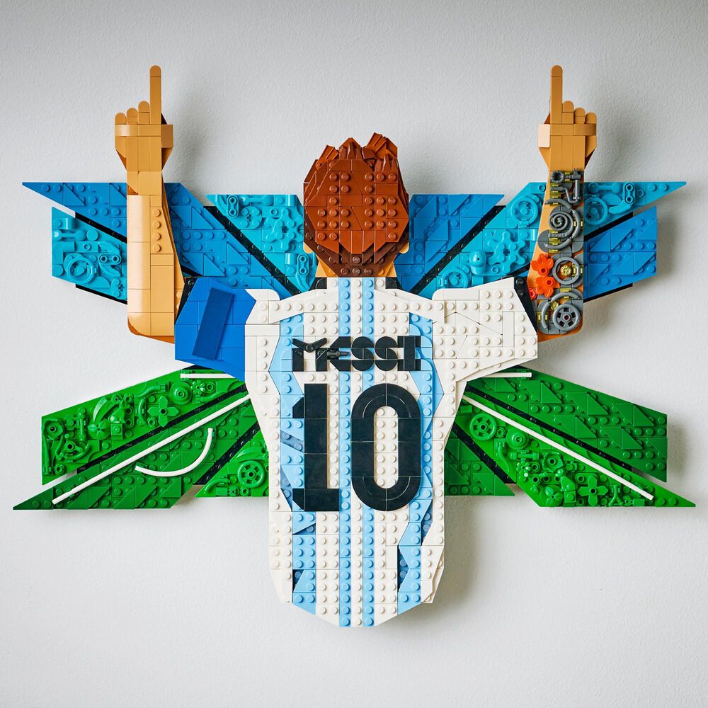 LEGO Lionel Messi - Celebration Building Set, , large
