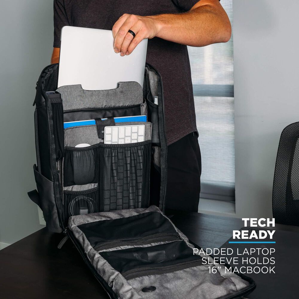 Nomatic 20L Backpack in Black, , large
