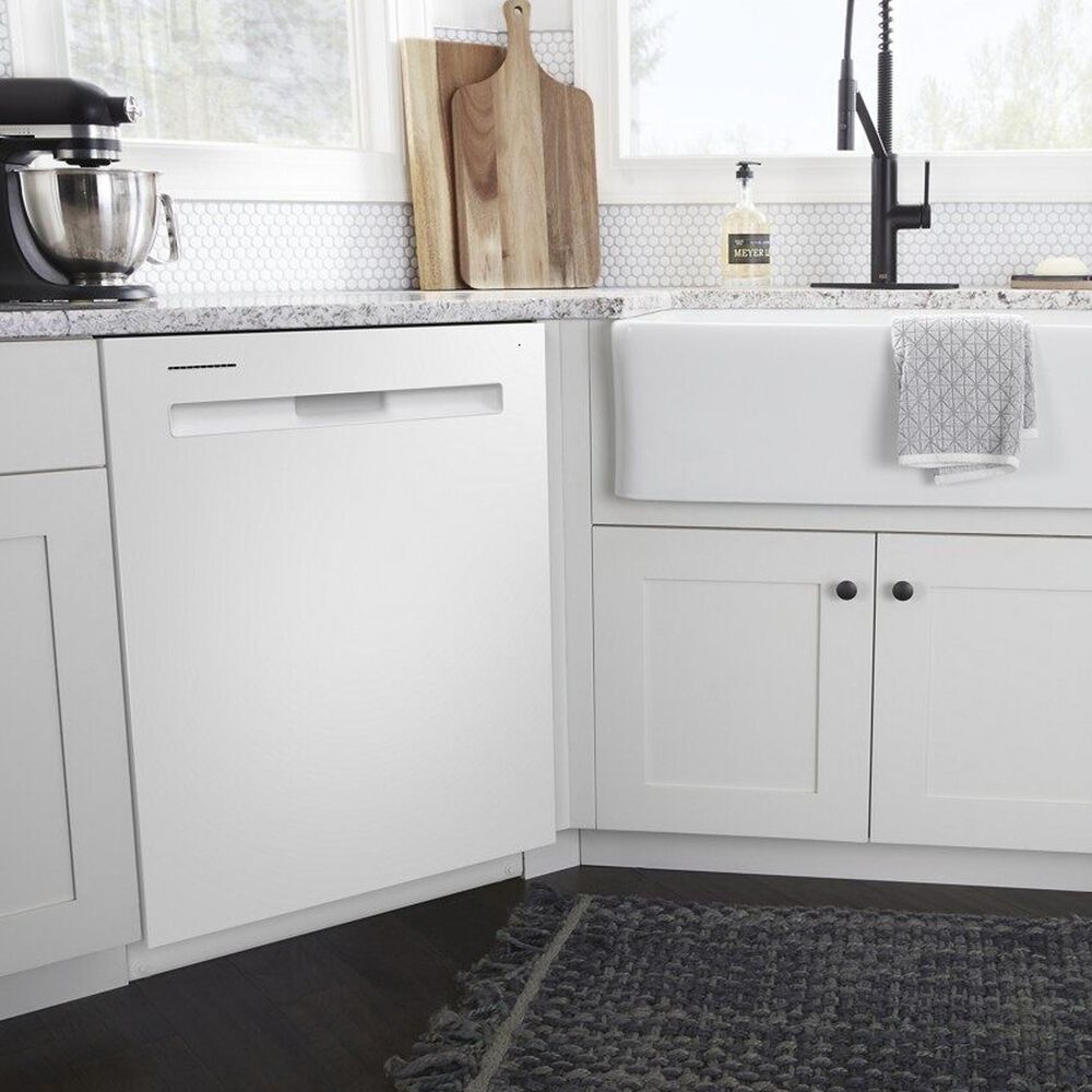 Maytag 24" BuiltIn Top Controls Dishwasher in White NFM