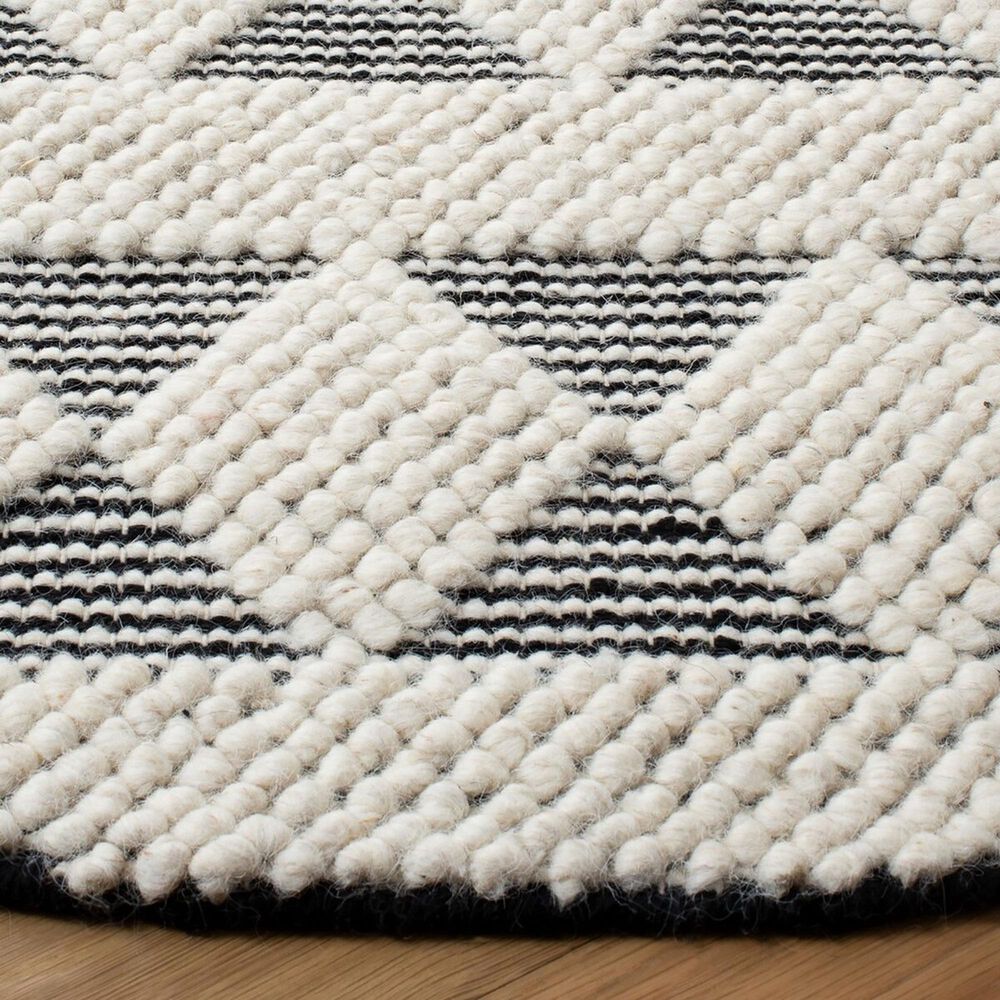 Safavieh Natura NAT481A 6&#39; Round Ivory and Black Area Rug, , large