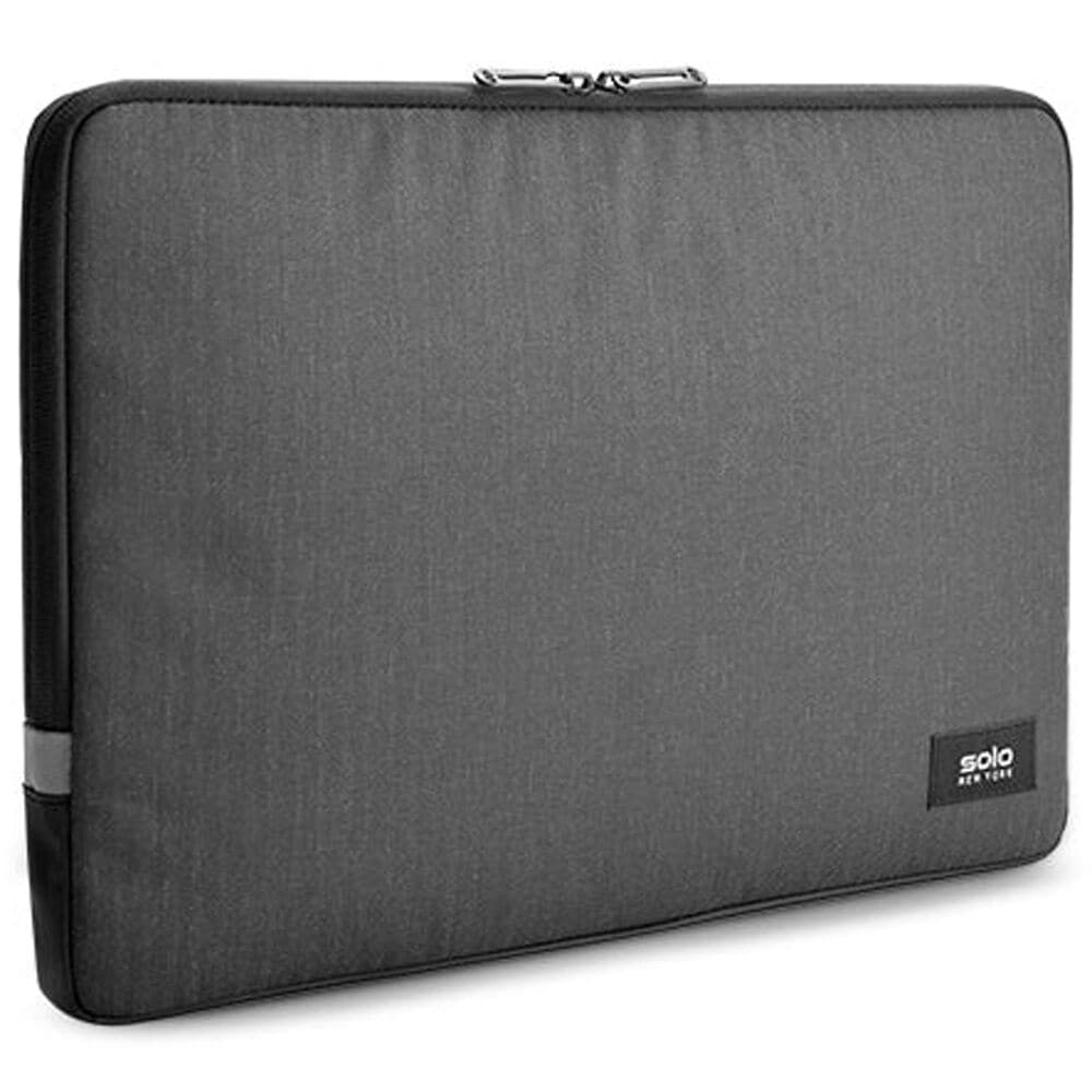 Solo Gamma Sleeve for 15.6&quot; Laptop in Black, , large