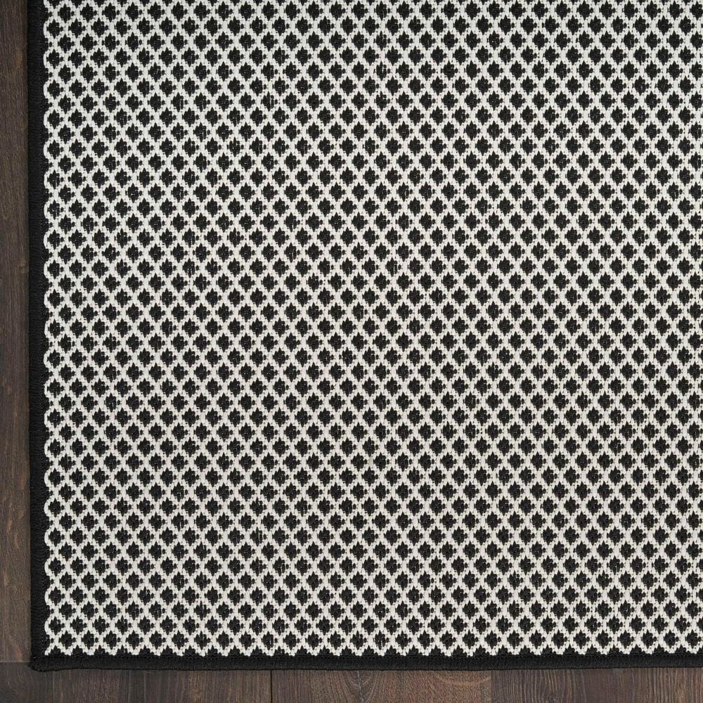 Nourison Courtyard Black and White 4&#39; x 6&#39; Indoor/Outdoor Area Rug, , large