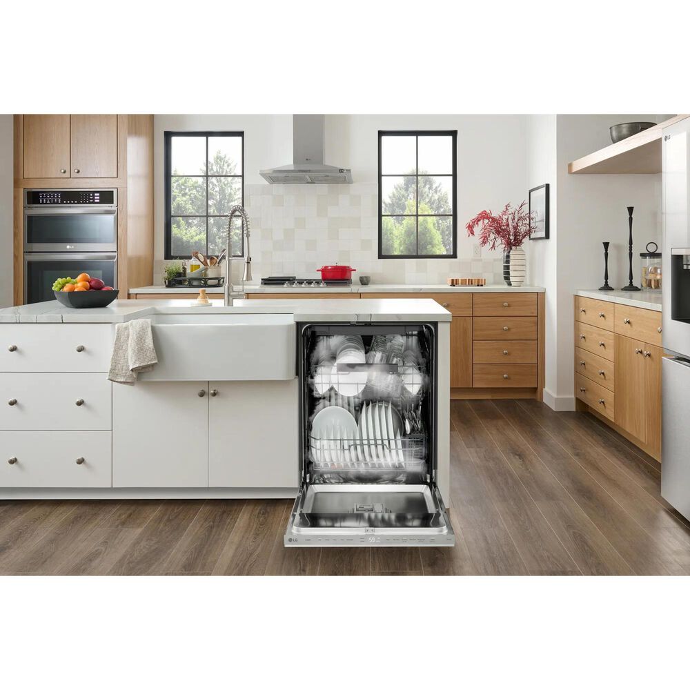 LG 24" Built-In Smart Top Control Dishwasher in Print Proof Stainless Steel, , large