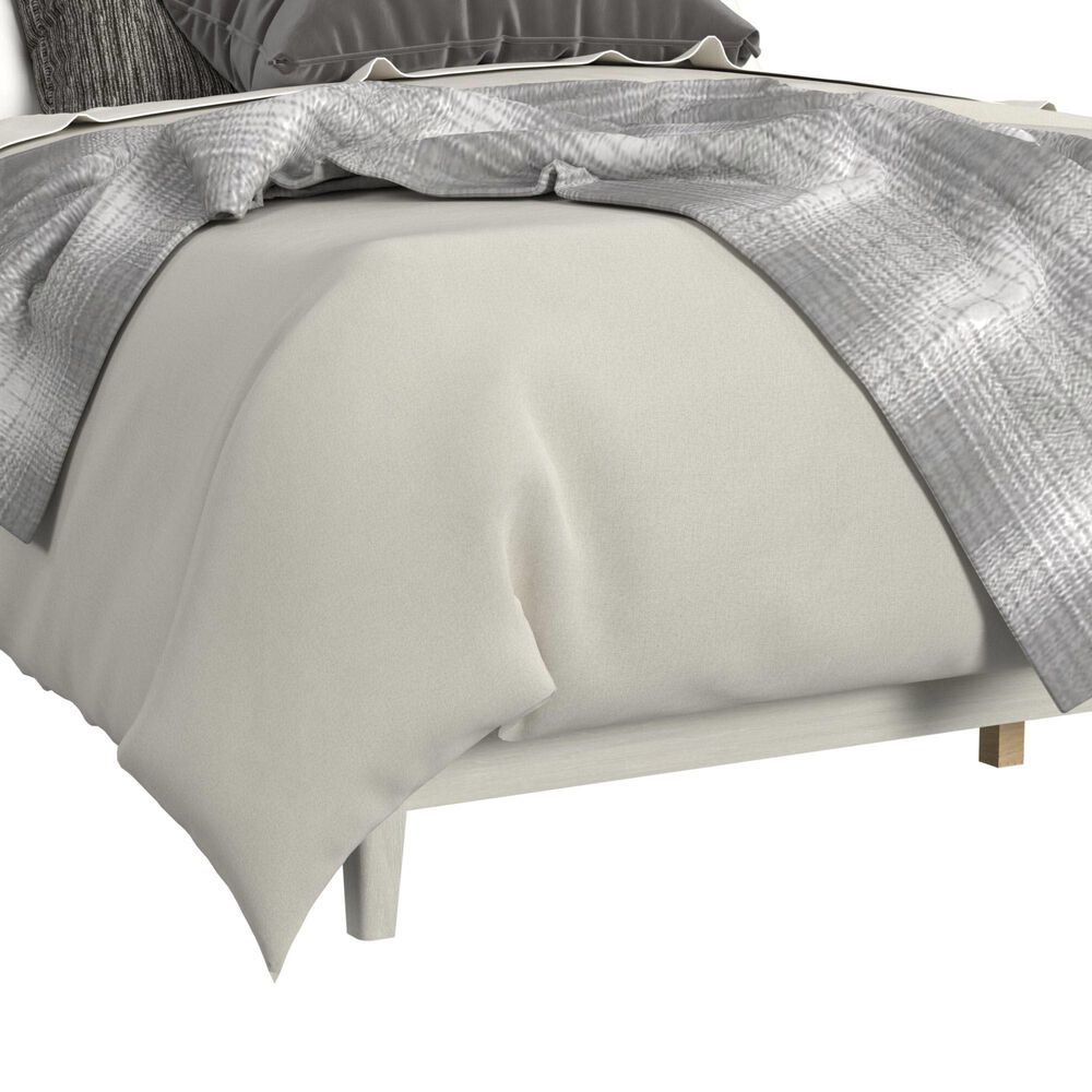 Mayberry Hill Westland 5-Piece Queen Bedroom Set in Almond, , large