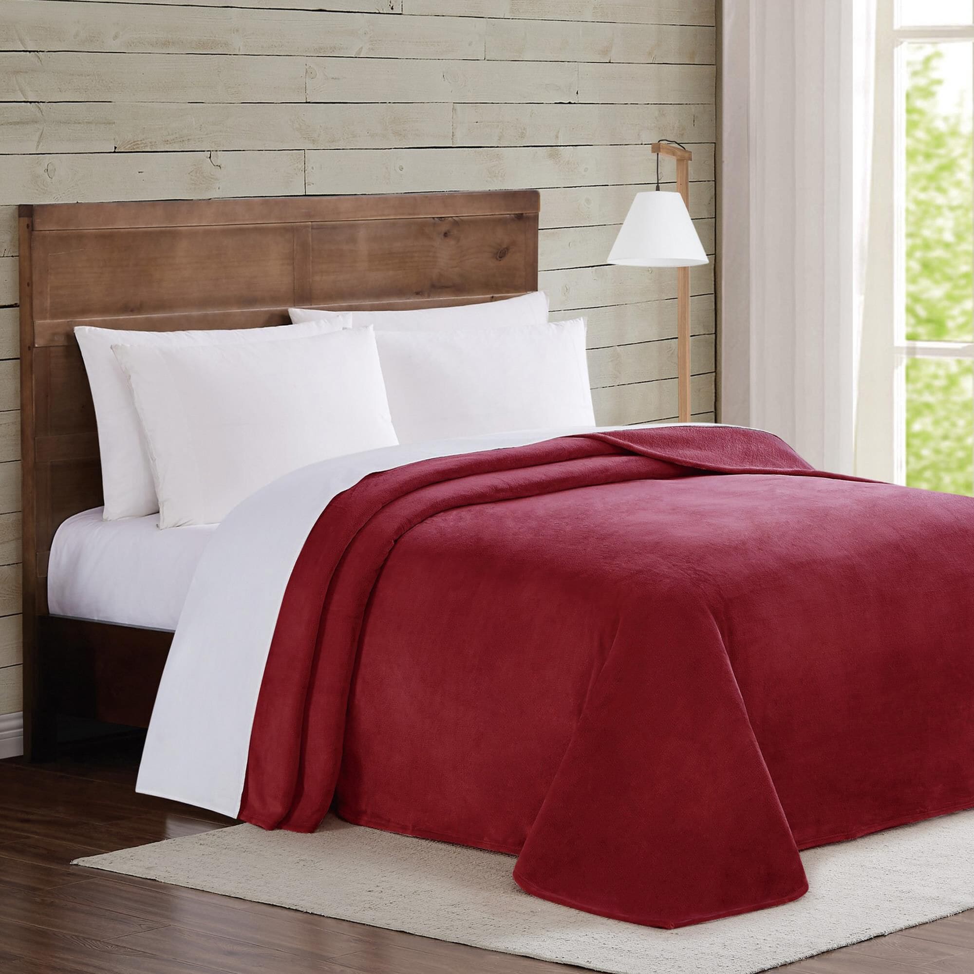 Pem America Truly Soft Velvet Plush Full Queen Blanket in Cabernet NFM