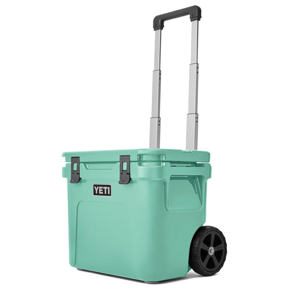 YETI Roadie 32 Hard Cooler in Seafoam, , large