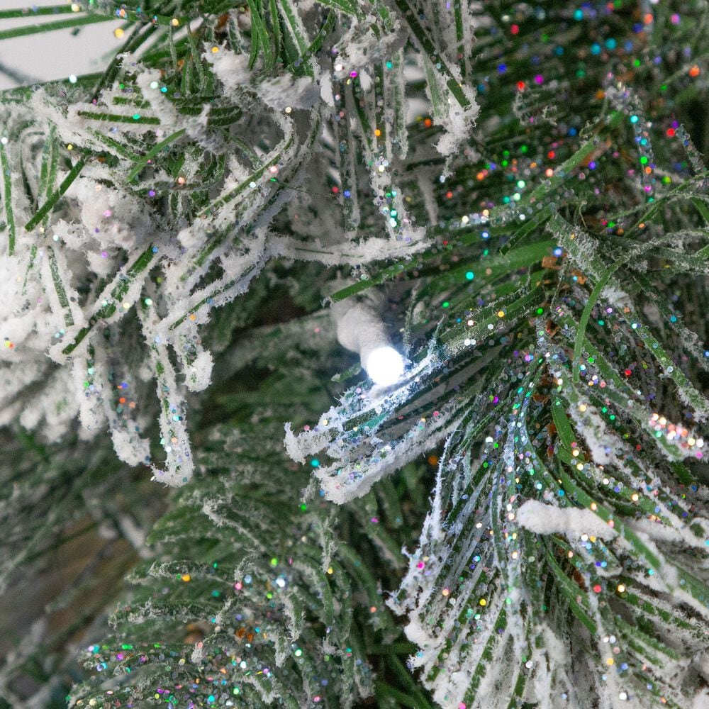 The Gerson Company 9&#39; Pre-Lit Artificial Garland with White LED Lights in Green, , large