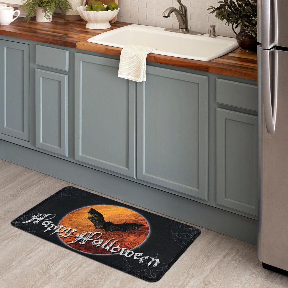 Mohawk Dri-Pro Deluxe Happy Halloween Moon 1&#39;6&quot; x 2&#39;6&quot; Multicolor Door Mat, , large