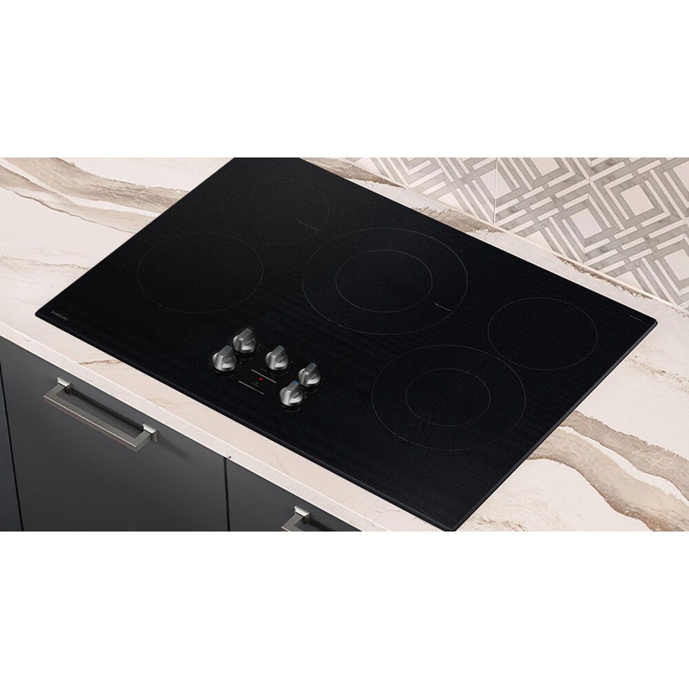 Samsung 30&quot; Electric Cooktop with Illuminated Knobs in Black, , large