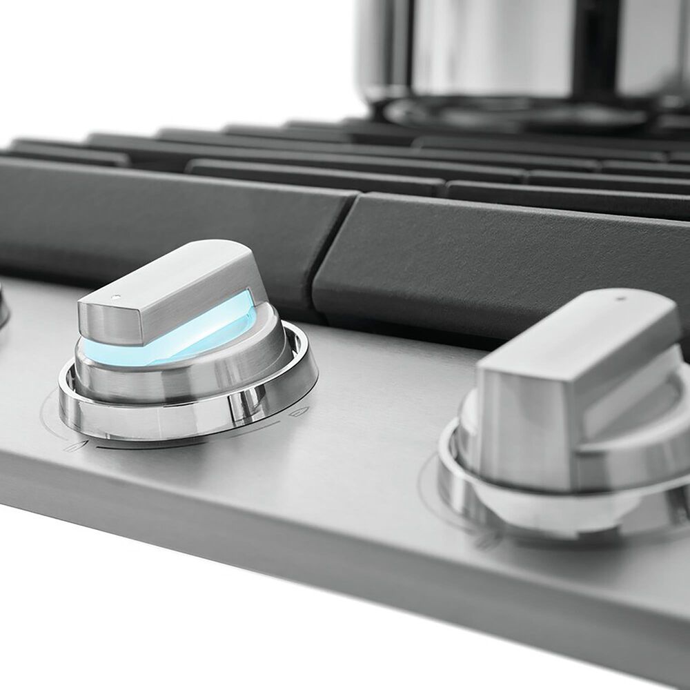 Electrolux 30'' Gas Cooktop with Griddle in Stainless Steel Nebraska