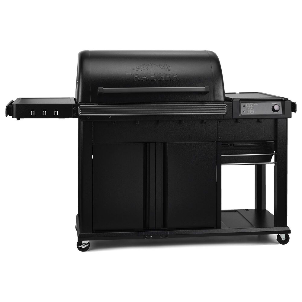 Traeger Grills Woodridge Pro Plus Pellet Grill in Black, , large