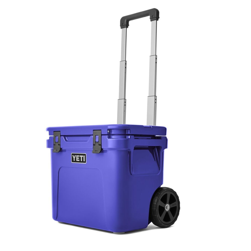 YETI Roadie 32 Wheeled Cooler in Ultramarine Violet, , large