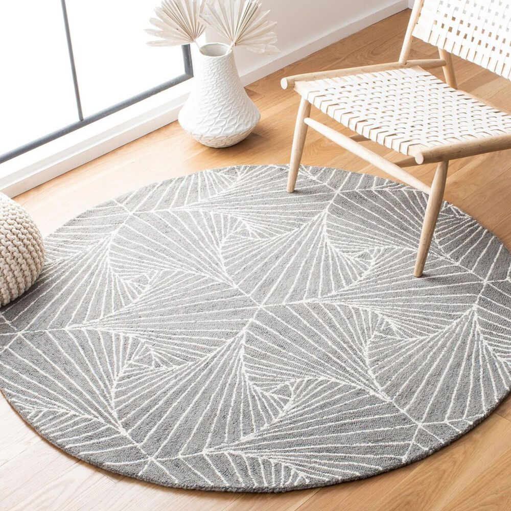 Safavieh Micro-Loop Geometric 5&#39; Round Grey and Ivory Area Rug, , large