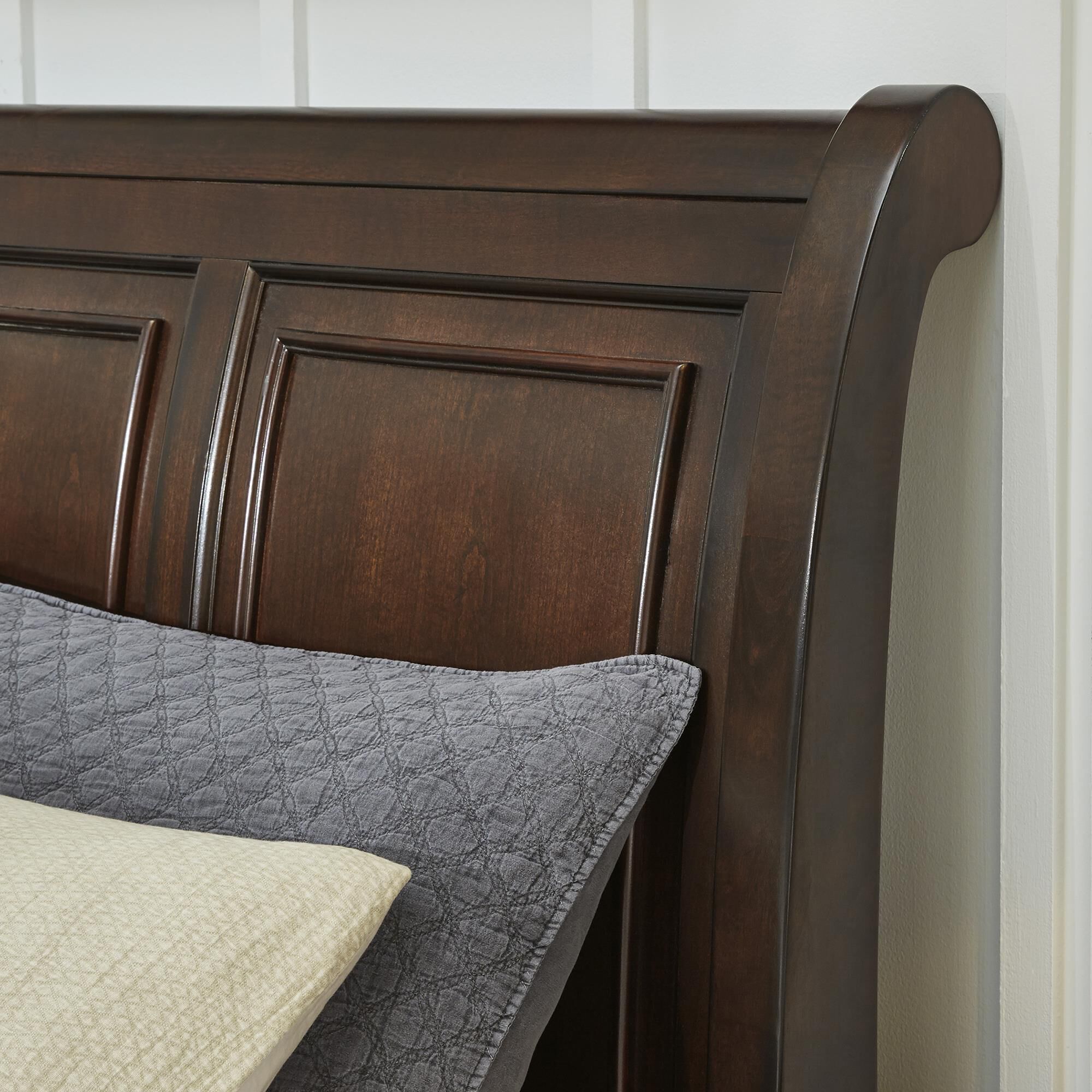 Signature Design by Ashley Porter 3 Piece Queen Bedroom Set in