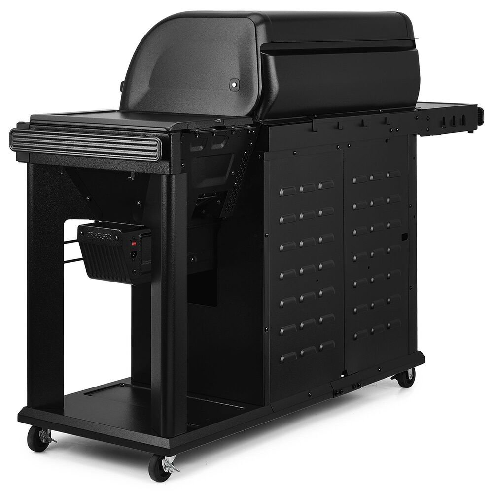 Traeger Grills Woodridge Pro Plus Pellet Grill in Black, , large