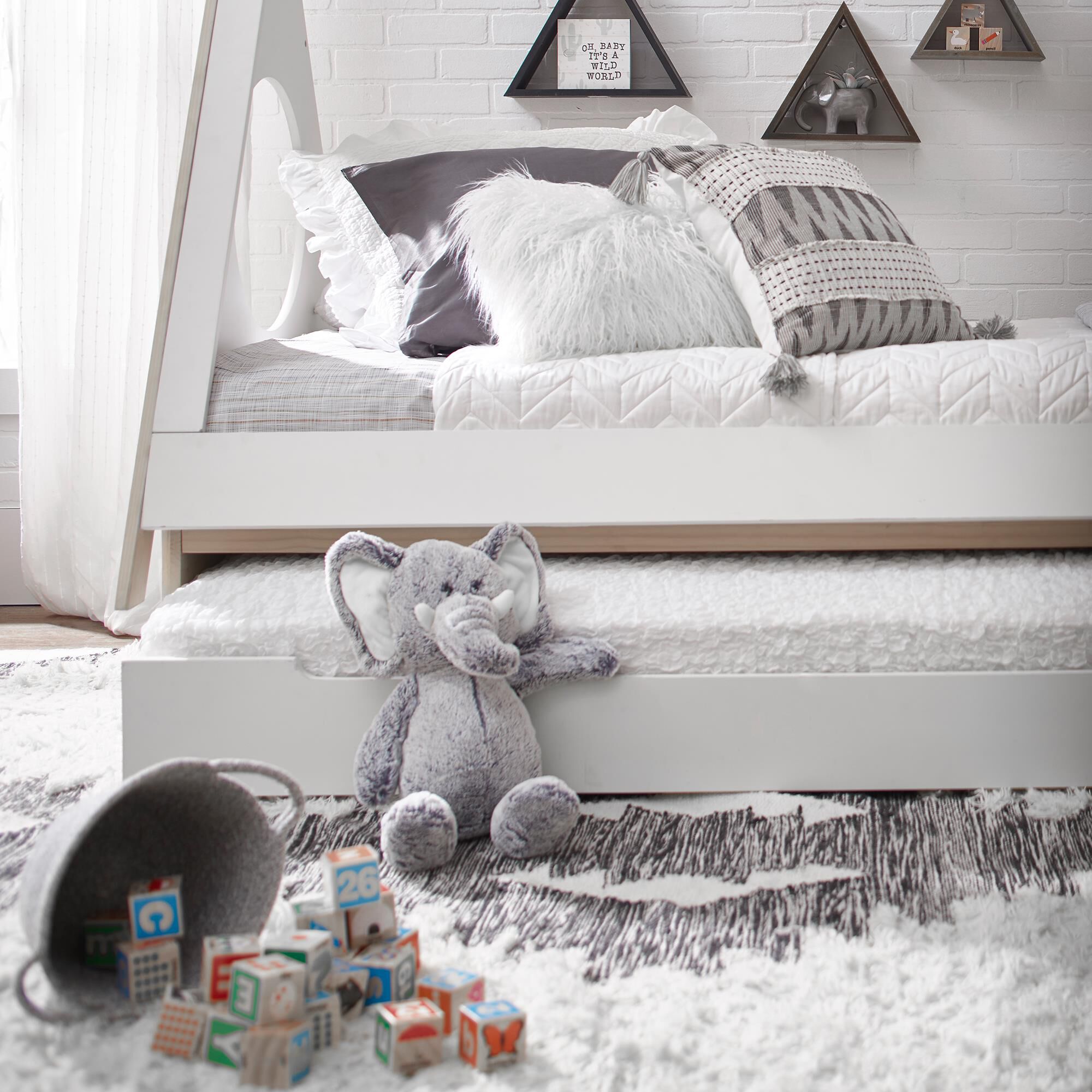 white teepee bed