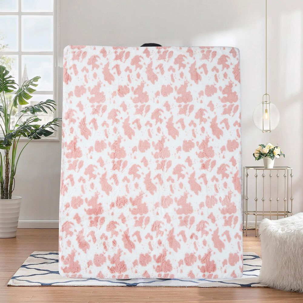 Duke Imports Strawberry Cow Plush Throw in Pink, , large