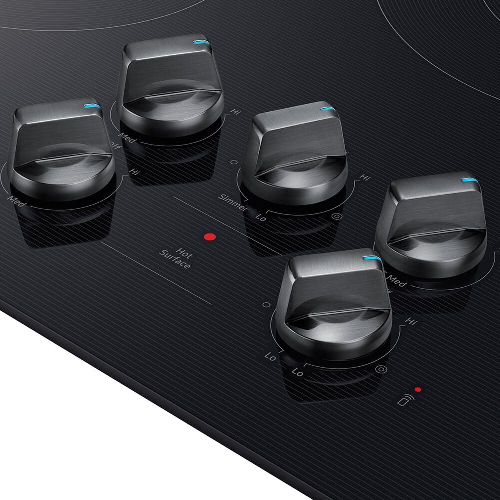 Samsung 30&quot; Electric Cooktop with Illuminated Knobs in Black, , large