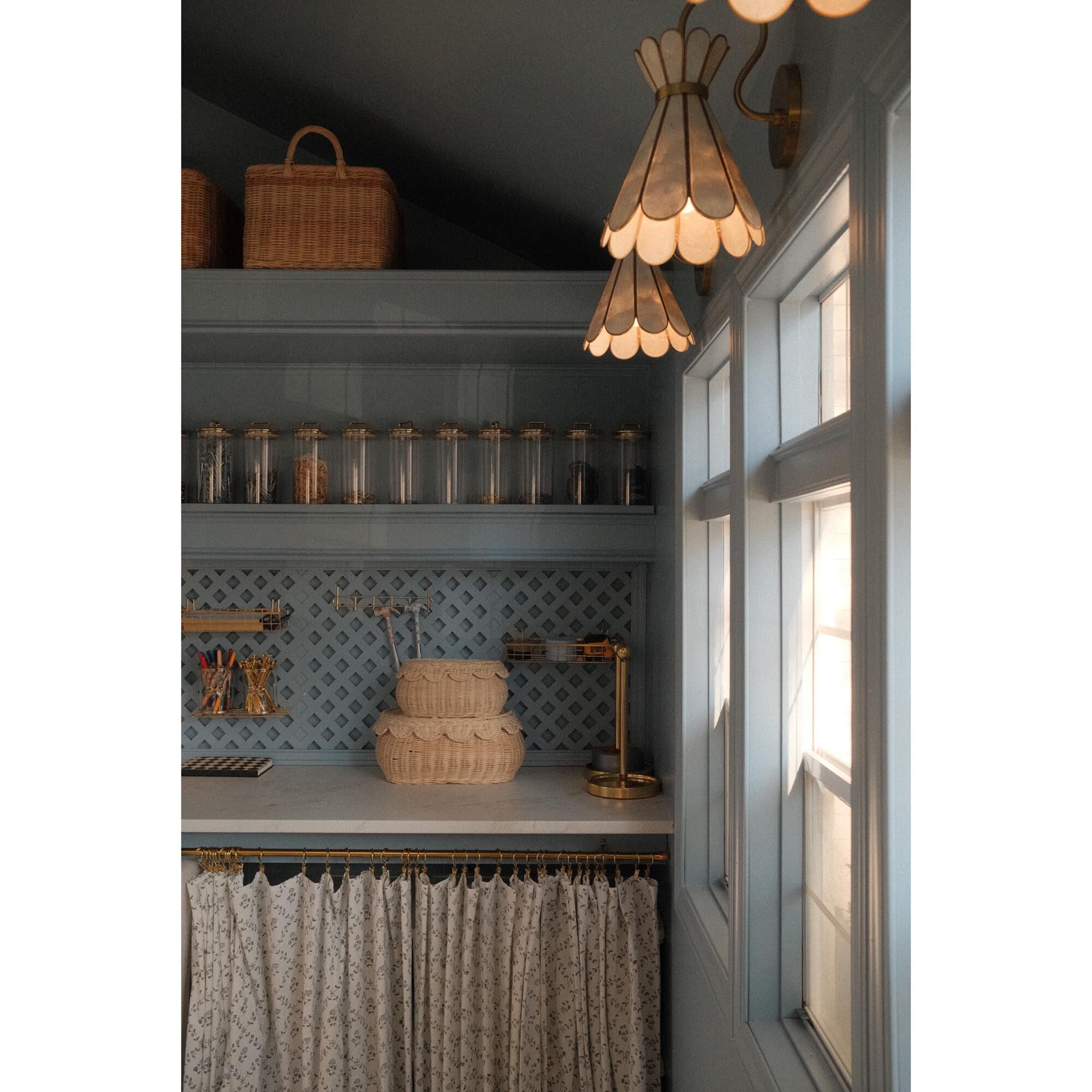 Mitzi Lighting Lyra 1-Light Wall Sconce in Aged Brass