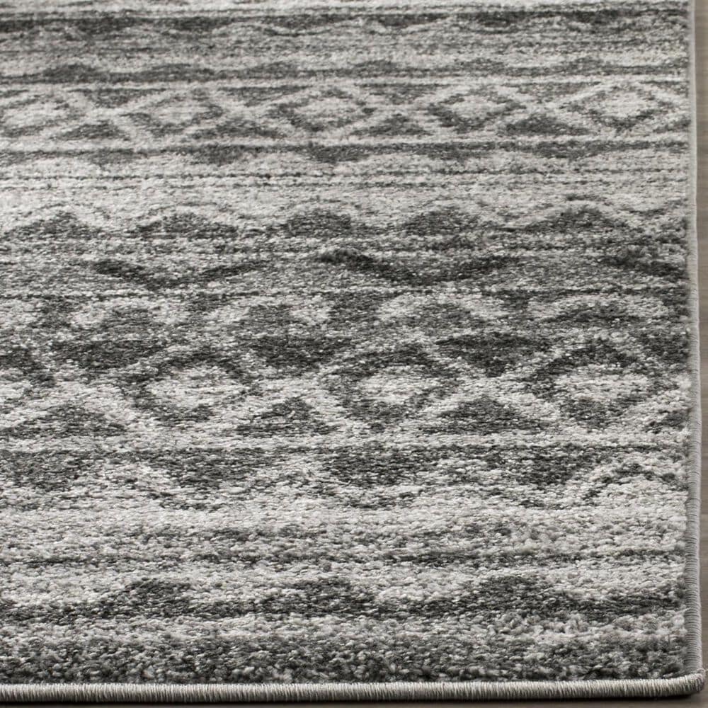 Safavieh Adirondack ADR119N-5 5&#39;1&quot; x 7&#39;6&quot; Ivory/Charcoal Area Rug, , large