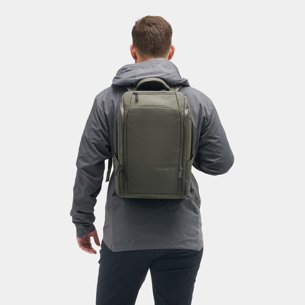 Nomatic 14L Travel Pack in Olive, , large