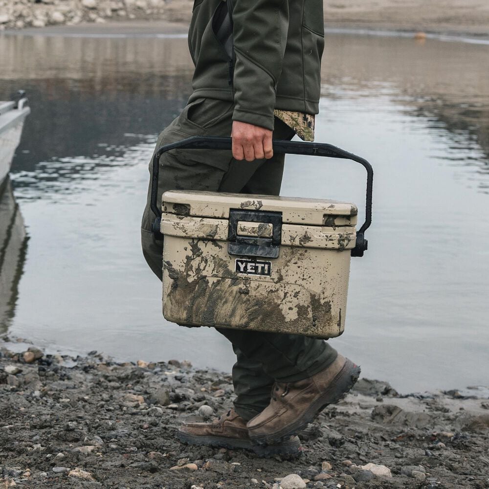YETI Roadie 8 Hard Cooler in Tan, , large