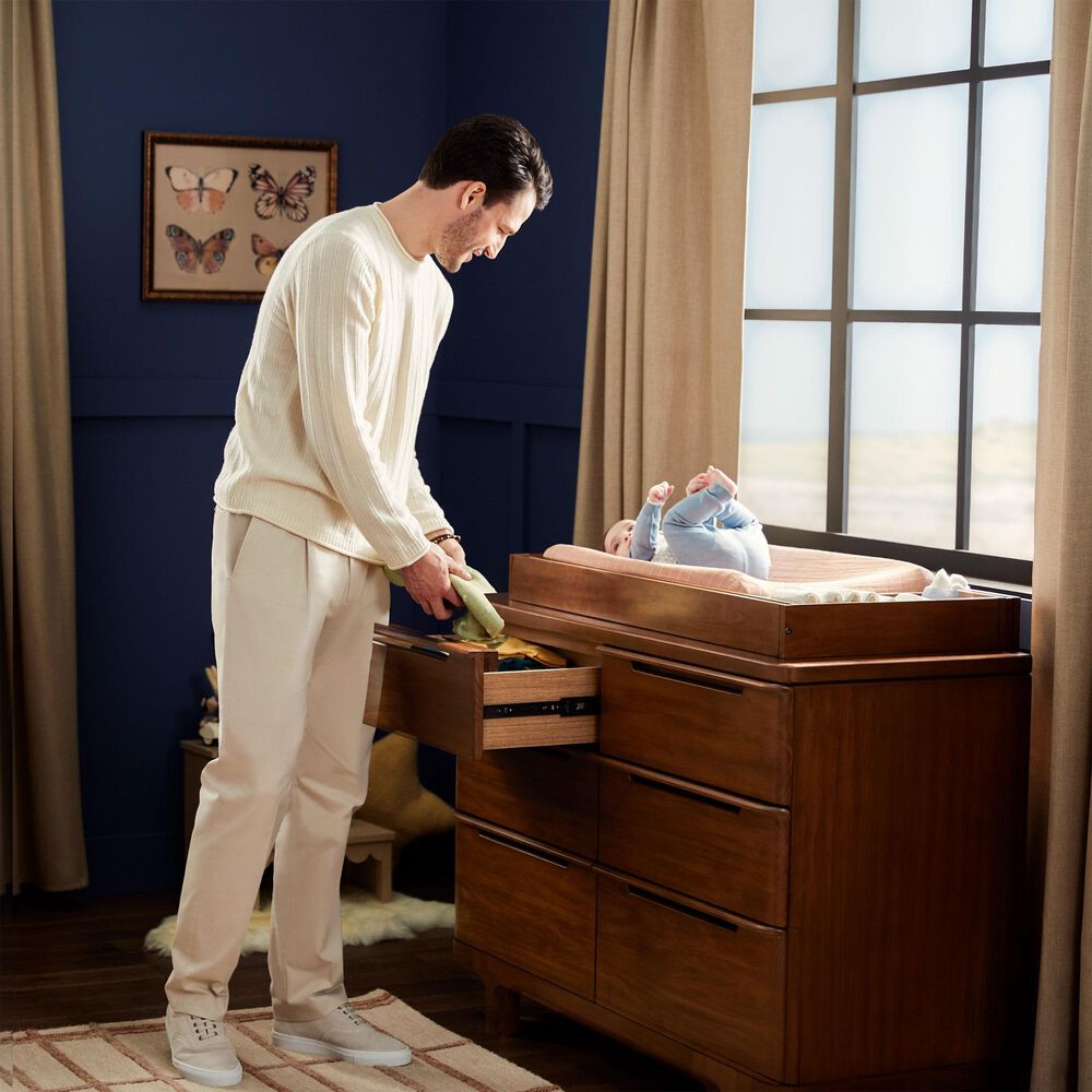 Maxi Cosi Embraced Forms 6-Drawer Dresser and Changer Top in Chestnut, , large