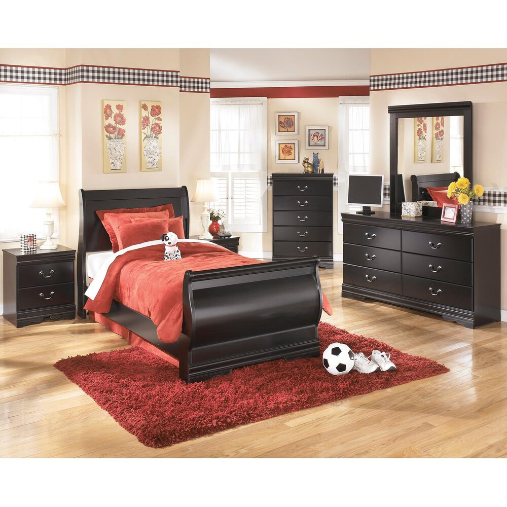 Ashley Huey Vineyard 6-Drawer Dresser and Mirror in Black, , large