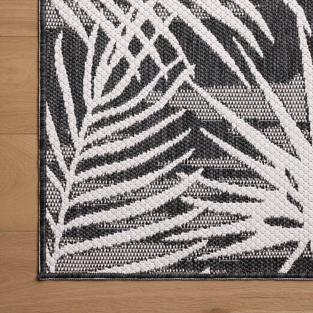 Loloi Easton Ivory and Onyx 2&#39;3&quot; x 3&#39;9&quot; Indoor/Outdoor Area Rug, , large